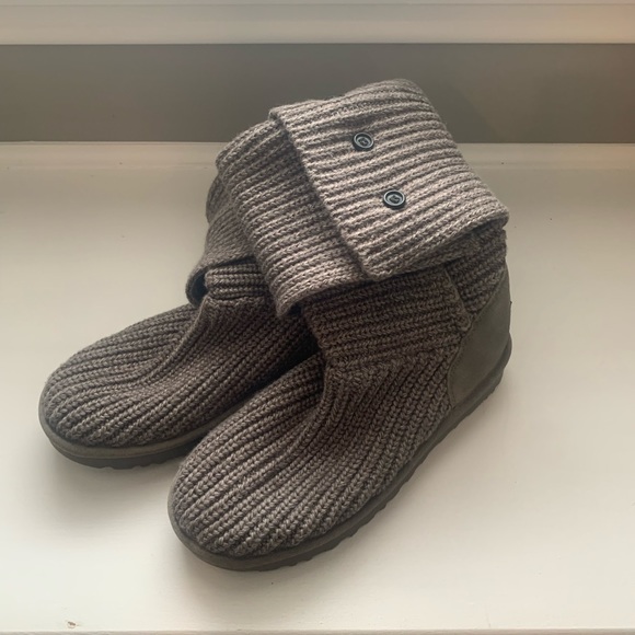 Brand New UGG Boots Size 9 - Picture 4 of 5